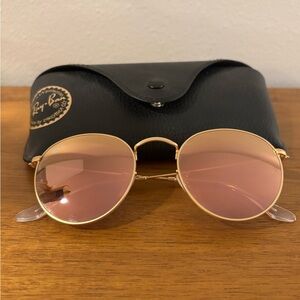 Ray-Ban Sunglasses with Gold Frame and Pink Lenses